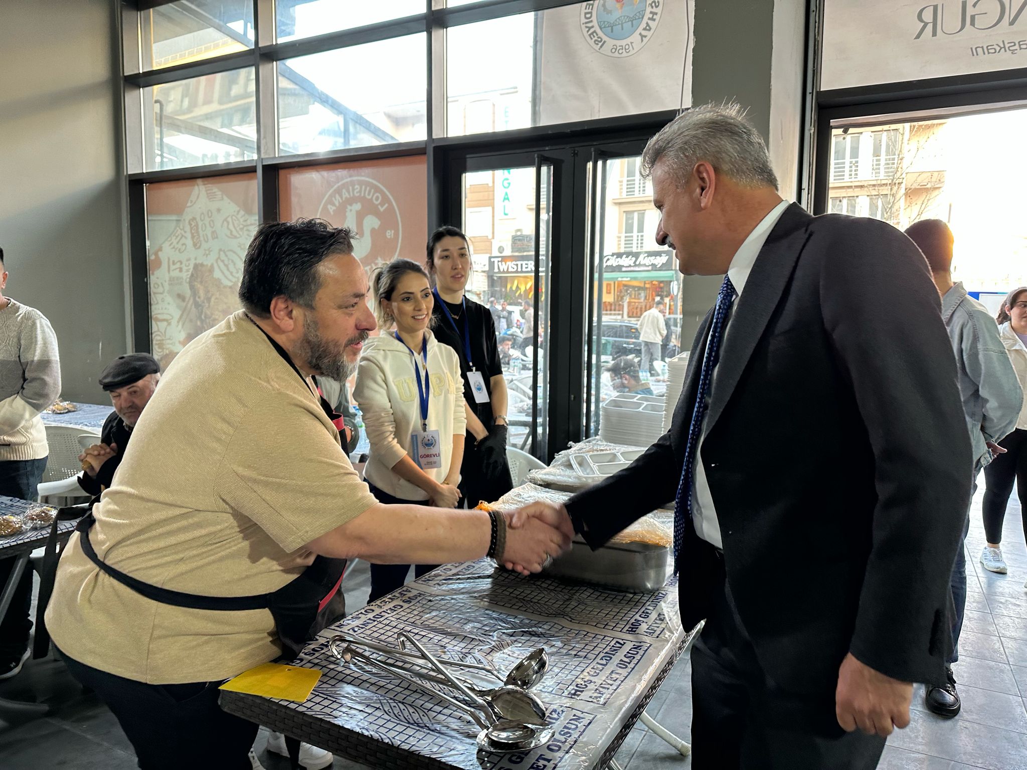 ftar-soframizi-paylasmaya-devam-ed-yoruz